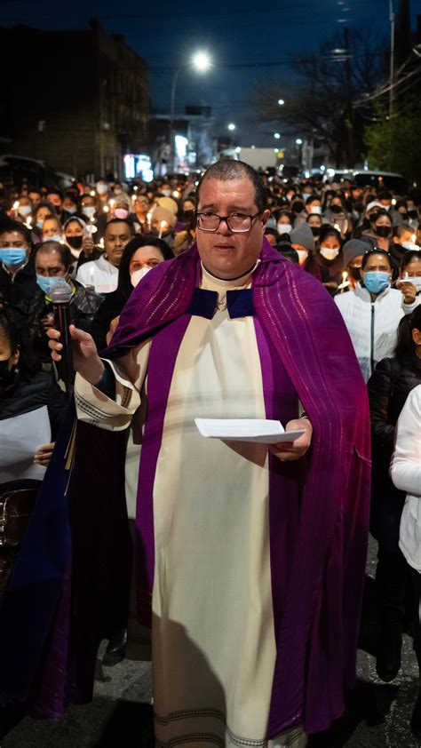 A Look Inside New Yorks Swirling Kaleidoscope Of Faiths The New York