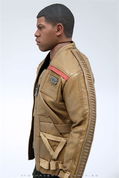 Toyhaven Hot Toys Star Wars The Force Awakens 1 6th Scale Finn 12 Inch Collectible Figure Review