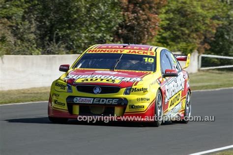 14047 Tim Slade And Tony Dalberto Holden Vf Commodore 2014