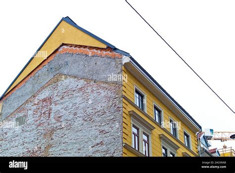 Building Gap Between Two Houses Stock Photo Alamy