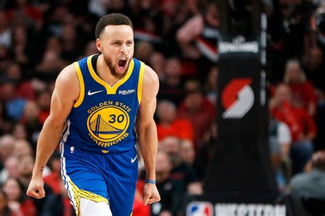 Steph Curry Alleged Nudes Swamp Social Media, Would 'Violate' Revenge