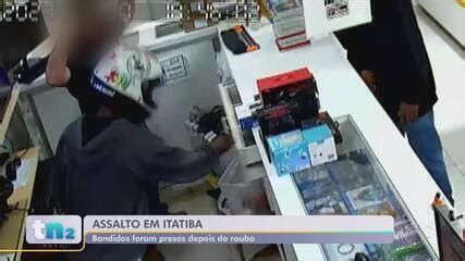 Dupla é presa suspeita de tentar roubar loja de videogames em Itatiba