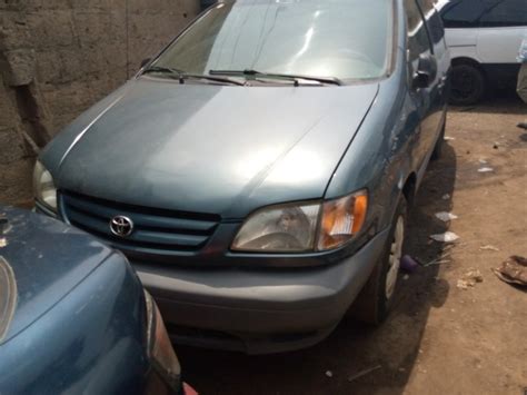 Super Clean Toyota Sienna In Perfect Condition 1 250k Autos Nigeria