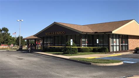 Newport News Police Search For Suspect In Two Bank Robberies