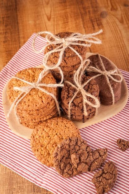 Biscoitos Integrais Fio Caseiros Aveia Linho E Sementes De