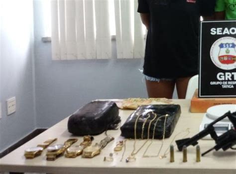 Casal Preso Drogas E Arma De Fogo Na Zona Norte Ssp