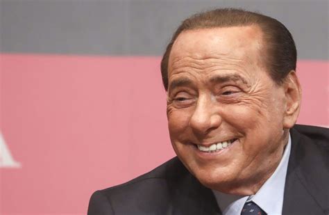 La Battutaccia Di Berlusconi Ai Calciatori Del Monza Un Pullman Di