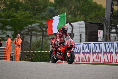 Resumen Del Gran Premio Bagnaia Se Lleva La Victoria Tras El Accidente