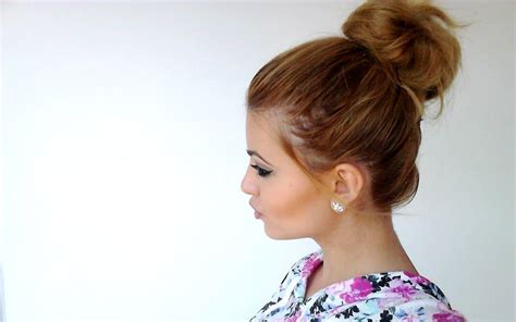 Hair Bun Blond Messy Wallpapers Wallpaper Cave