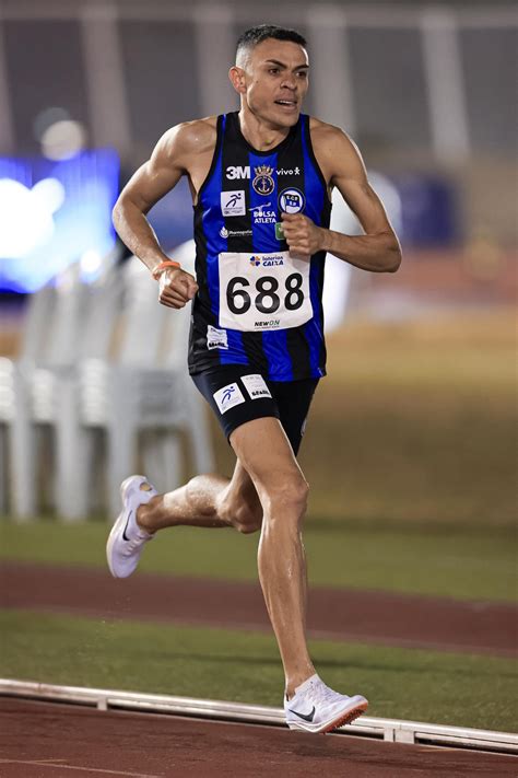 Pinheiros domina 100m rasos feminino no primeiro dia de Troféu Brasil