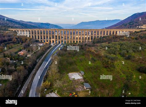 Acquedotto Vanvitelli Hi Res Stock Photography And Images Alamy