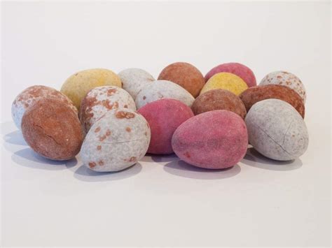8 Sweet Easter Treats with Mini Eggs | Eat North