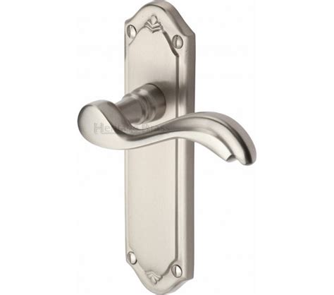 Heritage Brass Satin Nickel Door Handles On Backplate Sboa