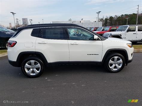 2019 White Jeep Compass Latitude 4x4 136127618 Photo 16 Gtcarlot