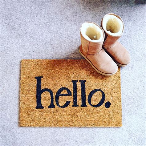 Hello Welcome Mat – Cozy Timber