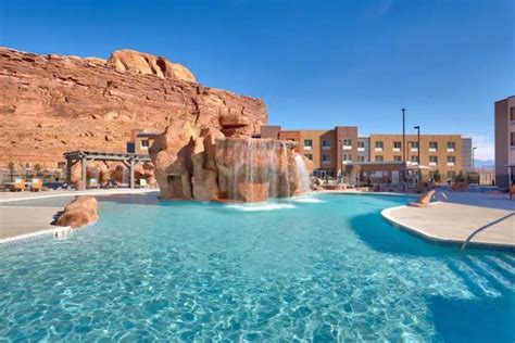 best hotels near arches national park - Columbus Dugas