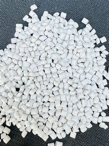 Plastic Milky White PP Granule For Engineering Plastics 0 8 G Cm3 At