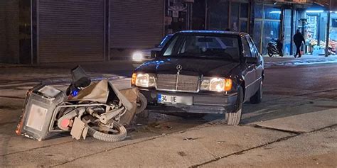 Samsun da otomobil ile motosiklet çarpıştı Motosiklet sürücüsü