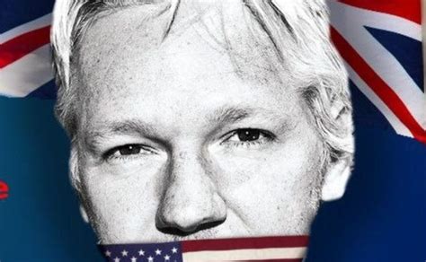 Anche Bari Concede La Cittadinanza Onoraria A Julian Assange