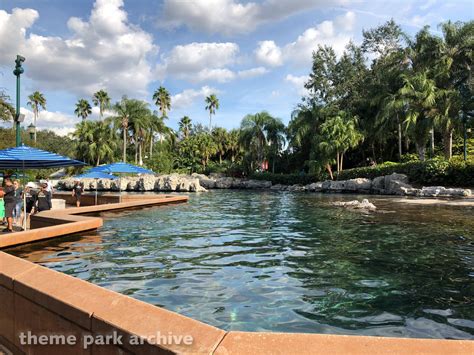 Dolphin Cove at SeaWorld Orlando | Theme Park Archive