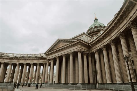 Facade of Kazan Cathedral · Free Stock Photo