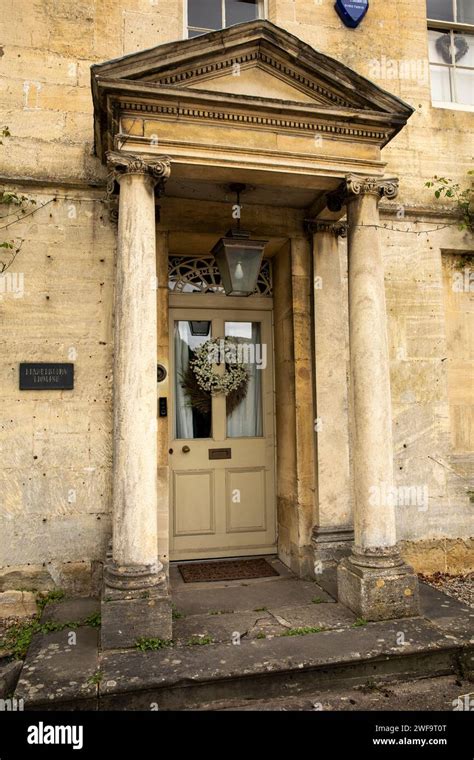 Uk England Gloucestershire Painswick New Street Georgian Portico