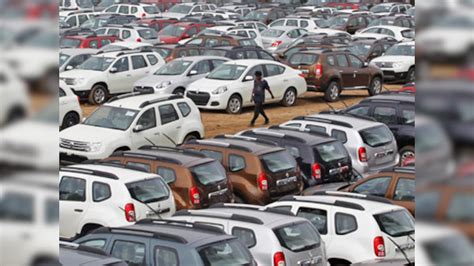 Domestic Car Sales Decline By 84 To 142 Lakh Units In December Two