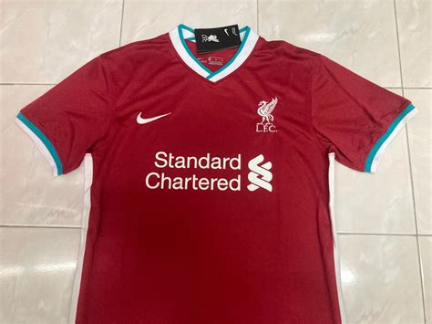 Liverpool home kit Jersey, Men's Fashion, Activewear on Carousell