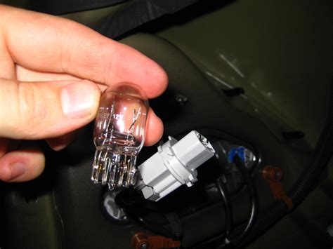 Honda Civic Bulb Replacement Guide How To Replace Headlight