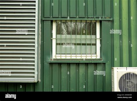 Urban Wall Windows Air Conditioning Hi Res Stock Photography And Images