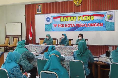 Paparkan Program Unggulan PKK Kota Pekalongan Gelar Rapat Pleno