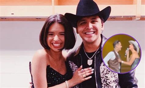 Rom Ntico Beso De Christian Nodal Y Ngela Aguilar En Pleno Show Vibra