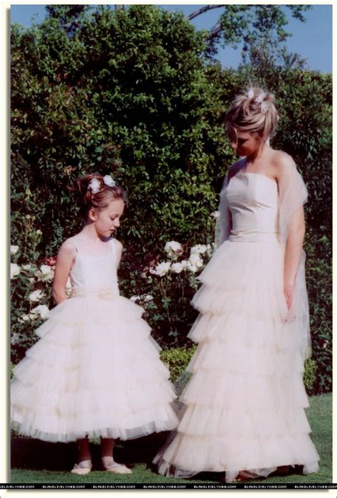 Blake modeling wedding dresses - Blake Lively Photo (1551198) - Fanpop