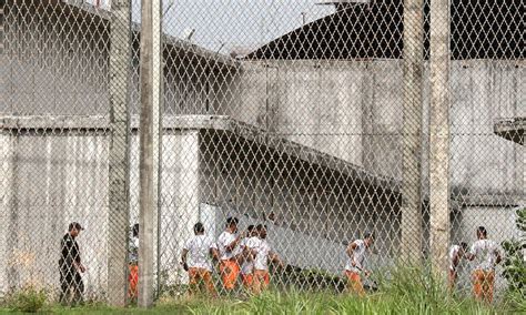 Ceará Transfere Para Presídio Federal Mais 15 Chefes De Facções