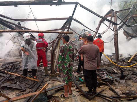 Kronologis Kebakaran Enam Rumah Yang Menewaskan Bocah Di Jampang Tengah