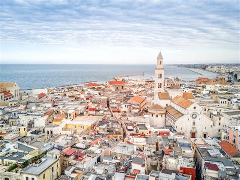 Cosa Vedere A Bari Scopri I Tesori Nascosti Della Perla Dell Adriatico