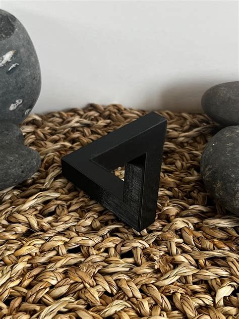 Magic Penrose Triangle Illusion-seemingly INFINITE Loop Desk Toy-magic Trick - Etsy