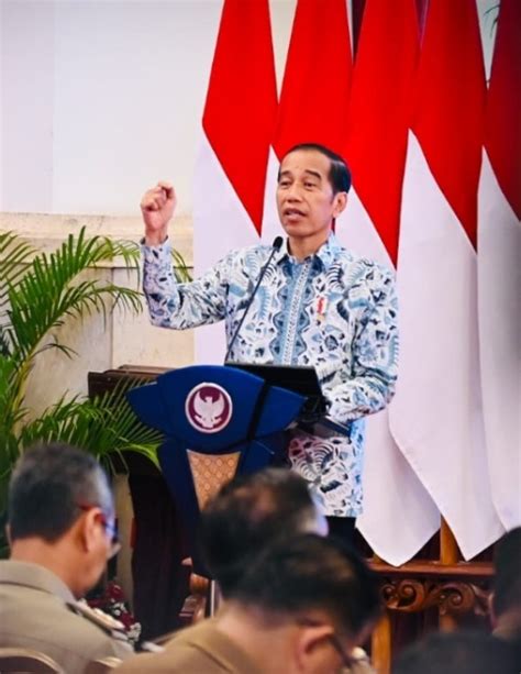 Diundang Ke Lstana Negara Ratu Dewa Simak Arahan Presiden Jokowi