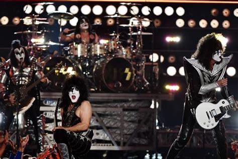 Kiss Tickets - Kiss Concert Tickets and Tour Dates - StubHub