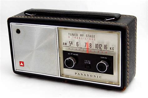 Vintage Panasonic Transistor Radio Model R 109 AM Band 9 Transistors