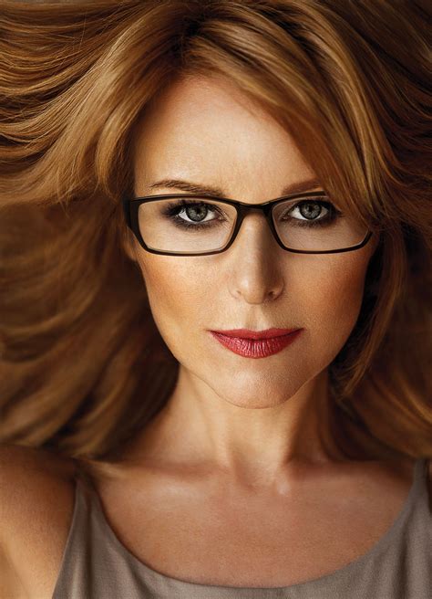 Most stylish eyeglasses for women - most popular brands among celebs