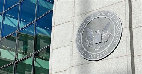 SEC Must Review Grayscale S Bitcoin ETF Bid After Prior Rejection