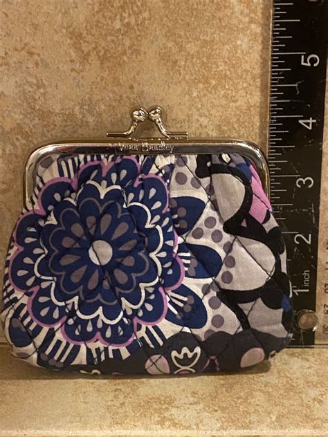 Vera Bradley Mimosa Medallion Kiss Lock Snap Oppen Ch Gem