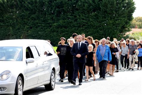 Photo Ils avaient tous le visage marqué Julie Leclerc femme du