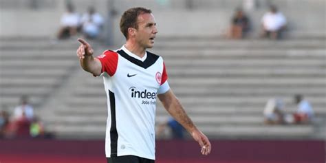 Eintracht Frankfurt Vence A Fc Ju Rez Mario Gotze Fue Titular