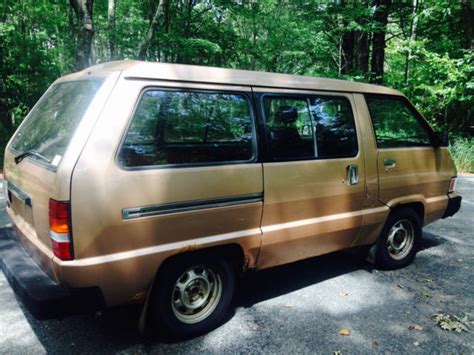 1985 Toyota Van Wagon Hippy Bus Cheech And Chong Mobile Just Lowered