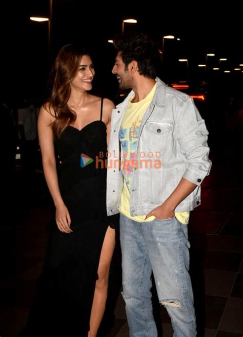 Photos Kartik Aaryan And Kriti Sanon Snapped Promoting Their Film Shehzada Parties And Events