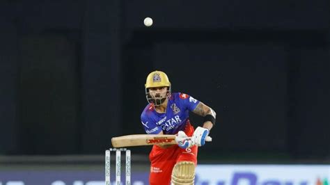 Virat Kohli Becomes First Batter to Score 8000 Runs in IPL History - News18