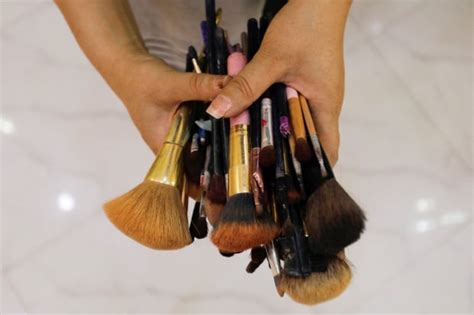 Beauty salon ban in Afghanistan a blow to women's rights and their ...