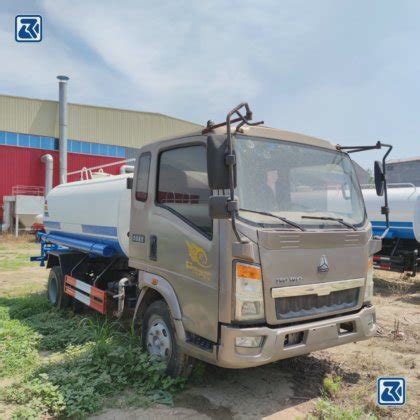 Sinotruk HOWO 4X2 6X4 6 Wheels 10 Wheels 5000 Liters 10000 Liters 20000